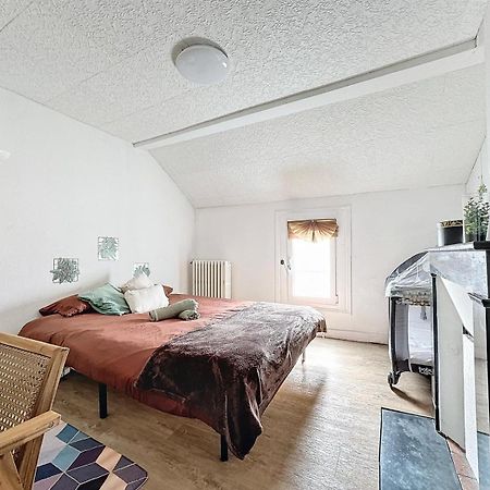 A1 Champagne Residence - 200 M2 14 Personnes 2 Toilets 4 Showers - Hyper Centre - Chalons En Champagne Екстер'єр фото